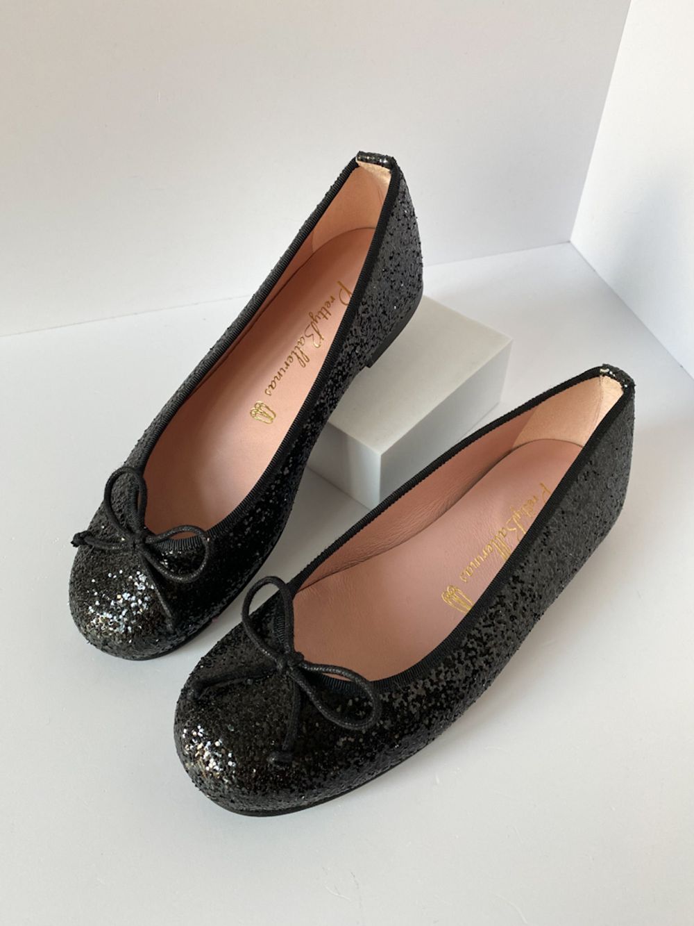 Новые туфли Pretty Ballerinas, 32