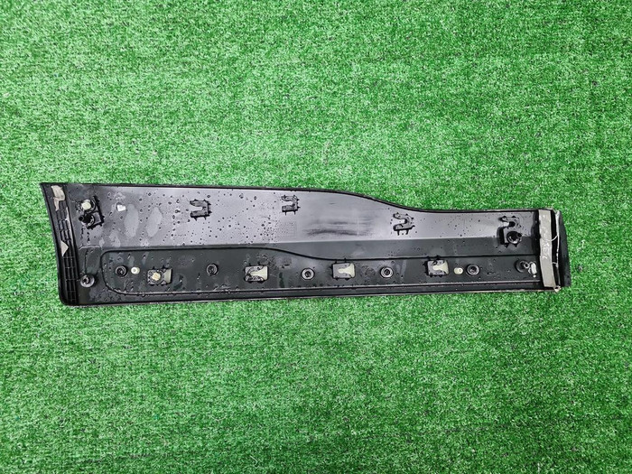 Накладка двери задняя левая Geely Atlas 1 (16-22)