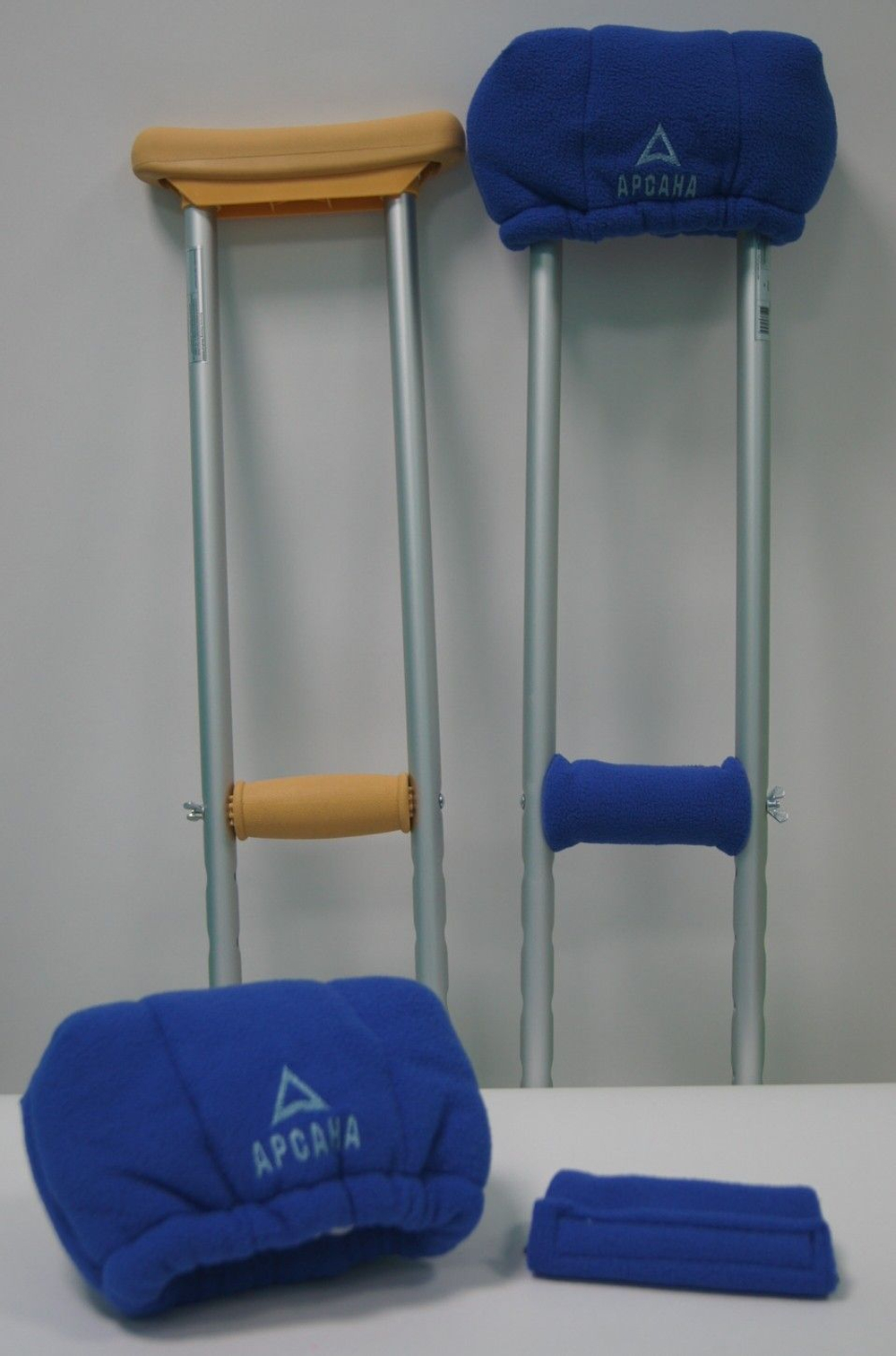 Комплект мягких накладок на костыли