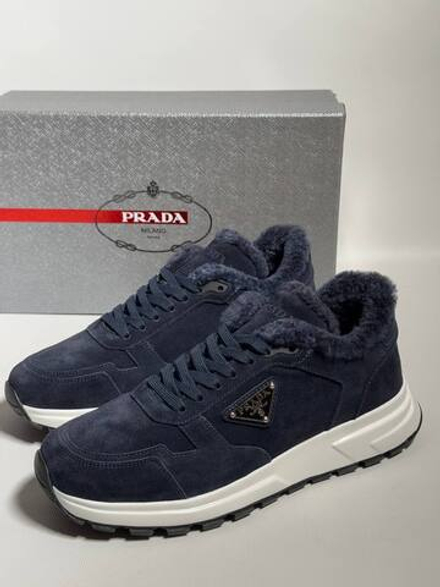 Кроссовки Prada