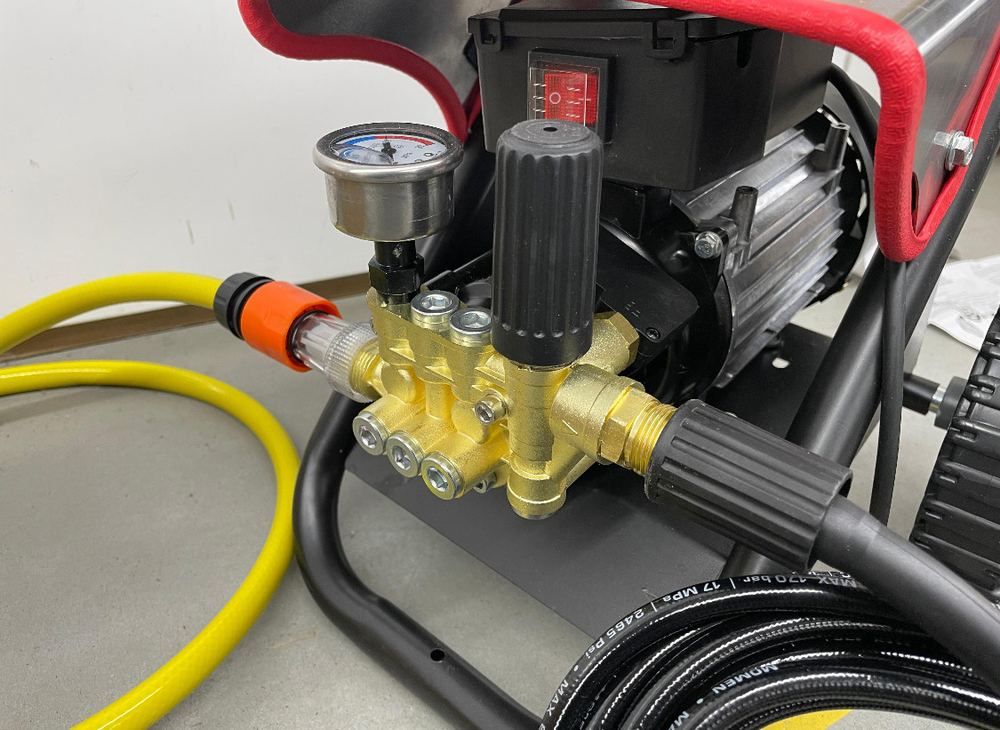 ЭКО Мойка (М360 - МИНИ Серебро) высокого давления, без масляная, с пенным пистолетом в комплекте (80-120 бар, 2200 Вт)  (Гарантия 14 дней)