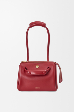 Loewe Маленькая сумка Madrid из мягкой телячьей кожи, красный