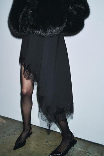 ZARA ЮБКА АСИММЕТРИЧНОГО КРОЯ С КРУЖЕВОМ — ZW COLLECTION, ЧЕРНЫЙ
