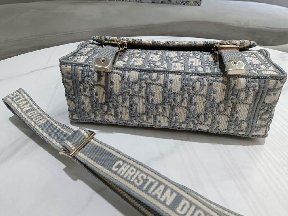 Christian Dior Diorcamp Bag 23 cm