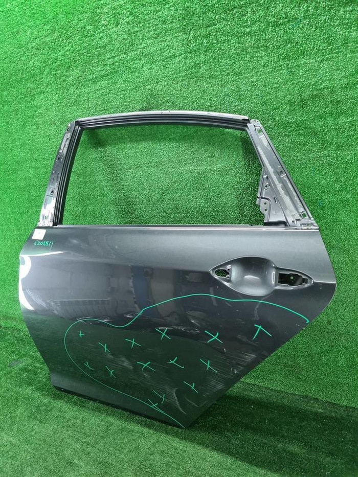 Дверь задняя левая Genesis G80 (2016-2020)