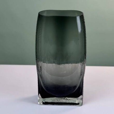 Ваза стеклянная