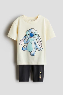 H&M Комплект из футболки и шорт, светло-желтый