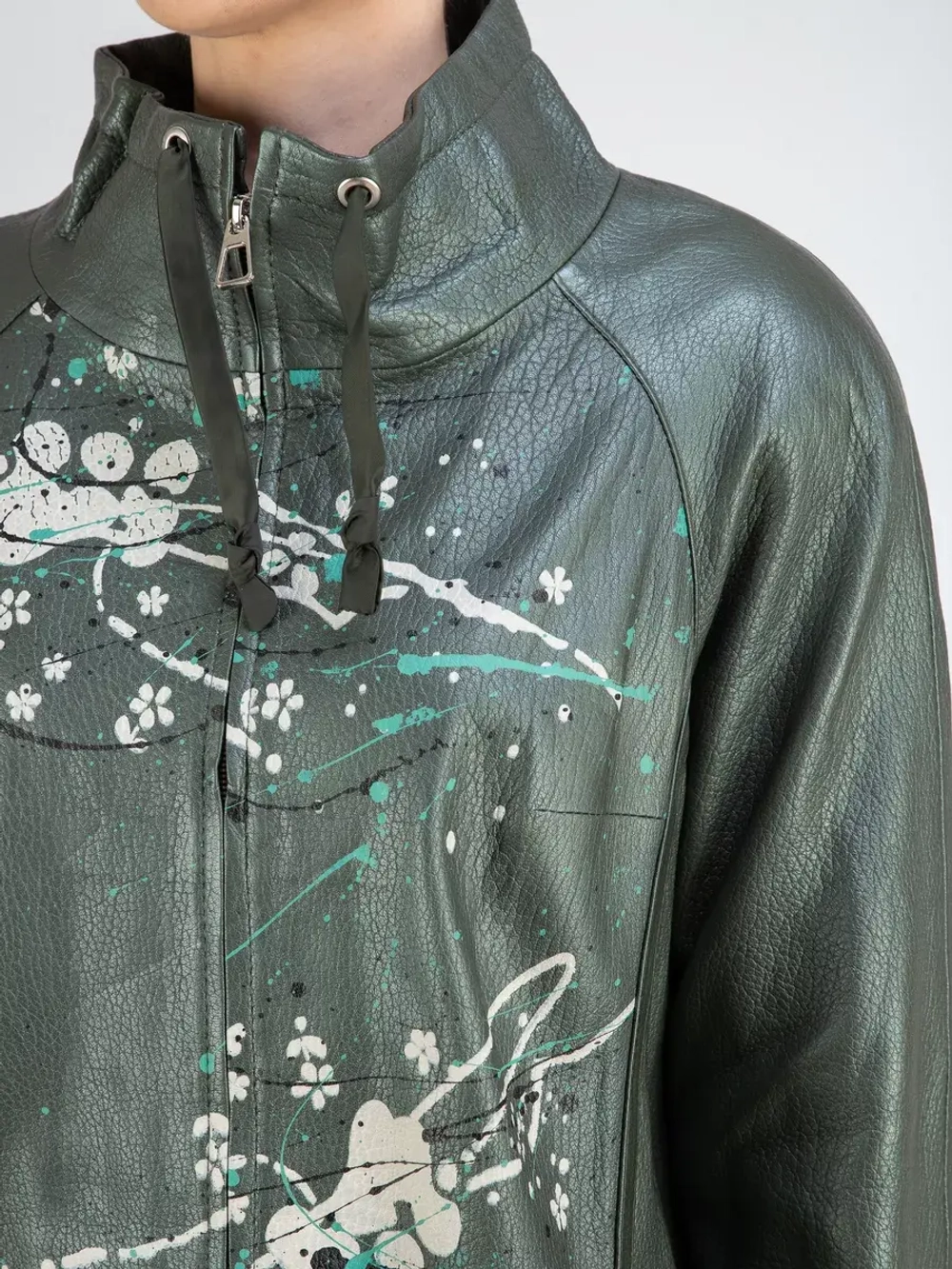 Кожаная куртка демисезонная