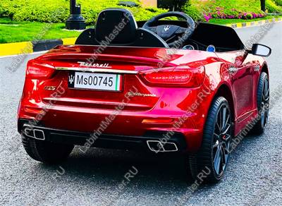 Детский электромобиль "Maserati" красный