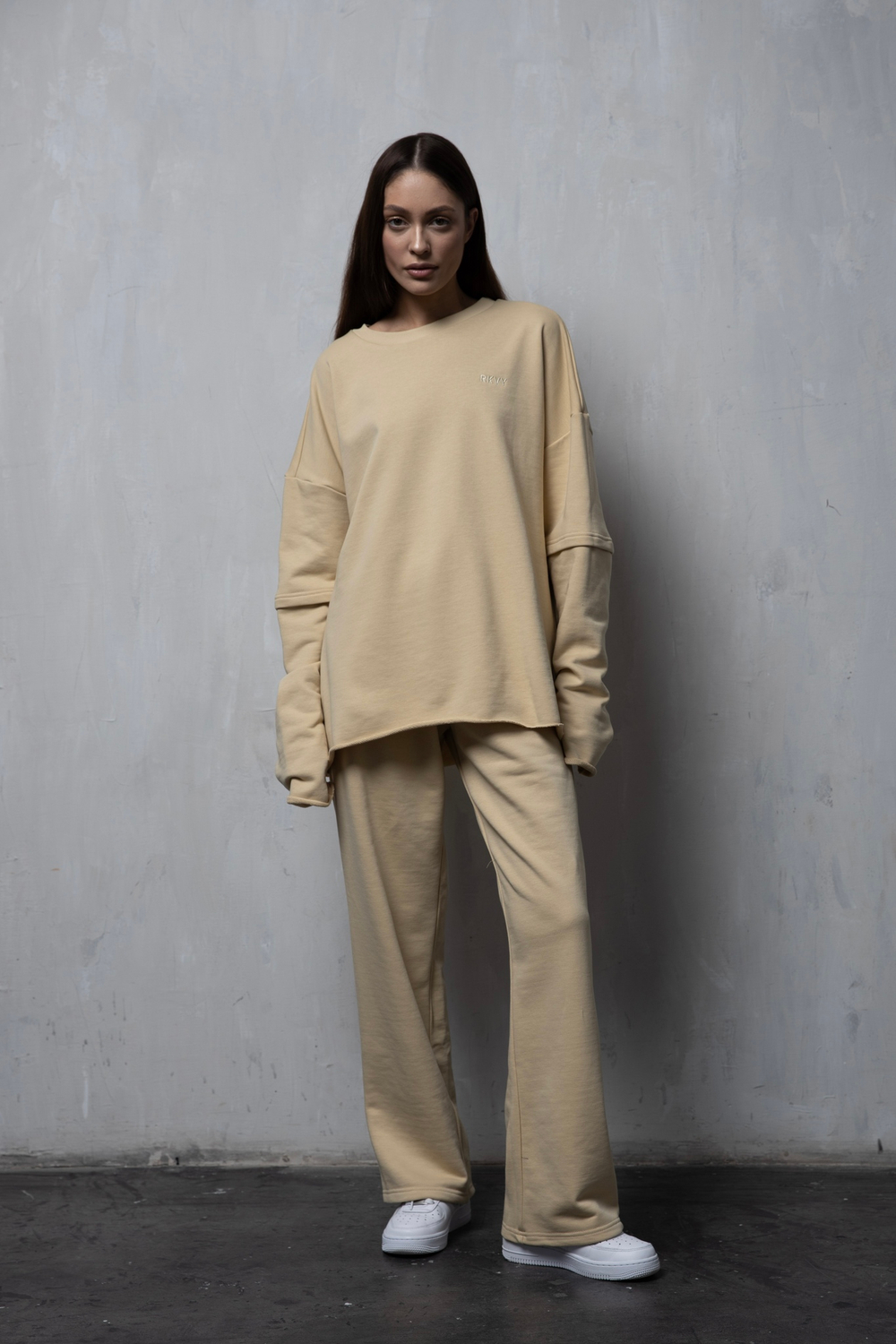 Штаны с обработанным краем