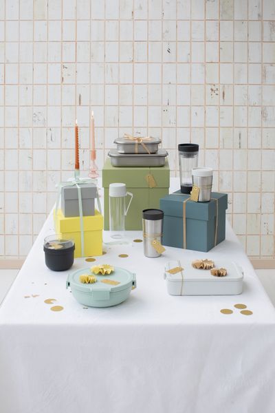 Подарок как забота: вещи для дома, которые говорят о внимании