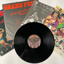 Винтажная виниловая пластинка LP Grand Funk Railroad All The Girls In The World Beware (Japan 1975) (No Obi)