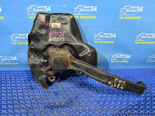 Ступица передняя левая TOYOTA BREVIS 2001-2007