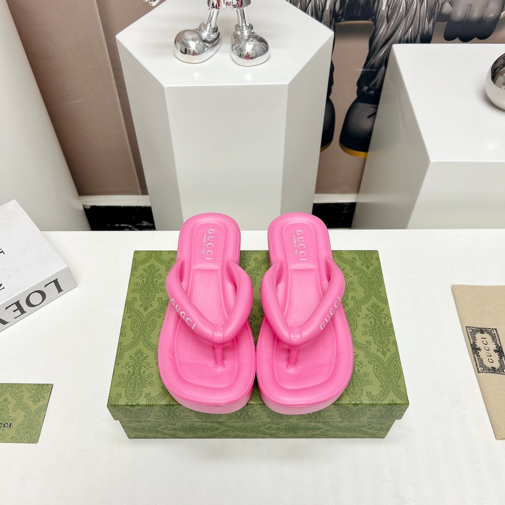 Gucci Thong Platform Sandal