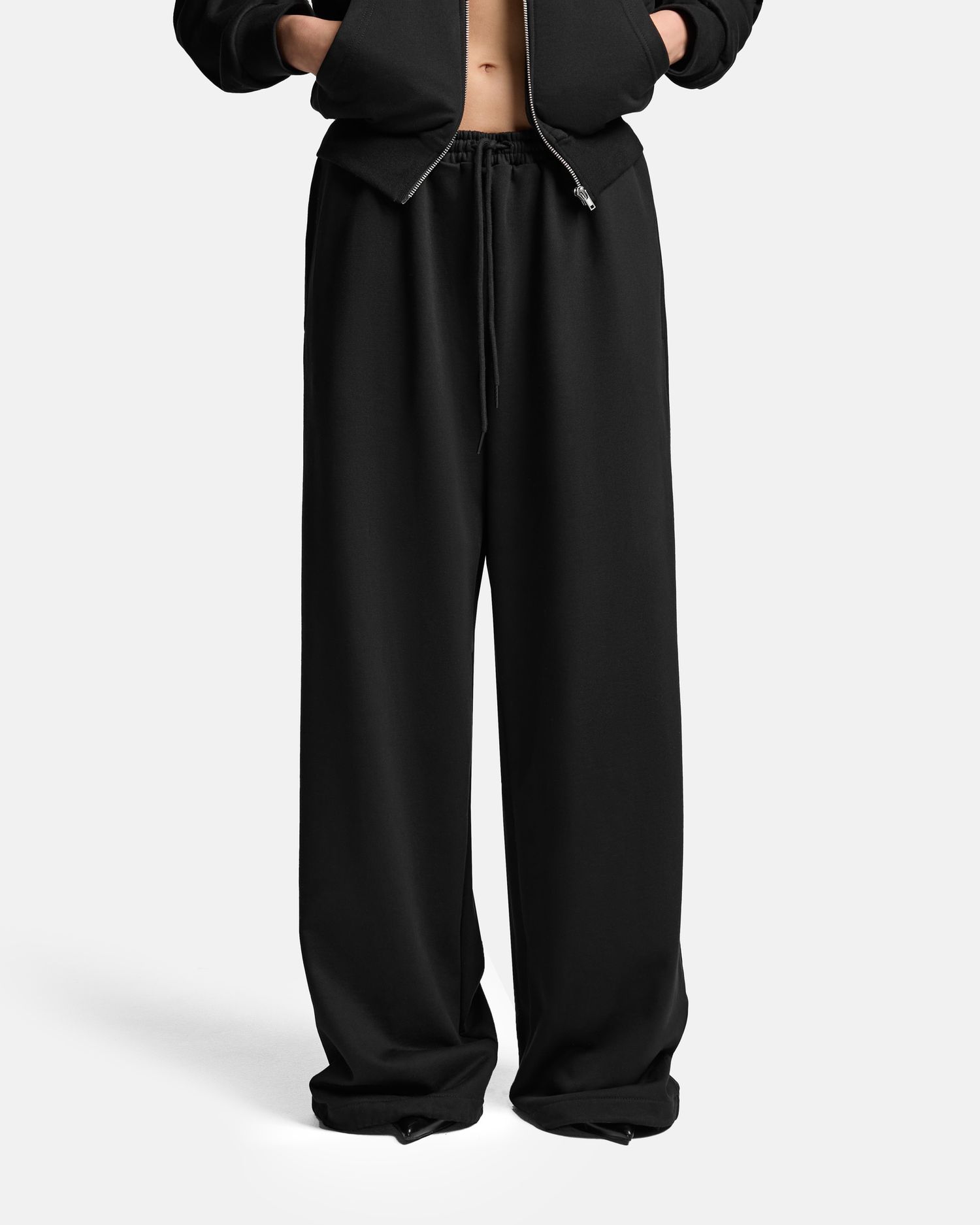 БРЮКИ ИЗ ФУТЕРА НА КУЛИСКЕ