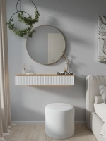 Туалетный столик