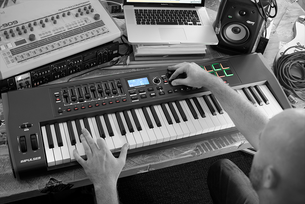 MIDI-клавиатура NOVATION Impulse 61