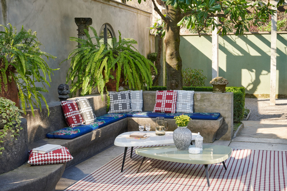 Стол Cassina MEXIQUE OUTDOOR LOW TABLE