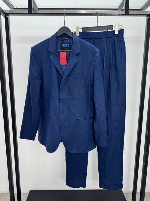 Льняной костюм Kiton
