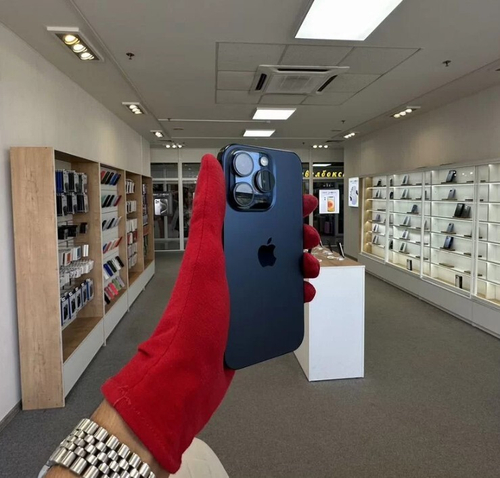 iPhone 15 Pro, 256 ГБ б/у