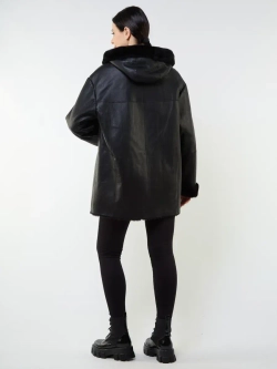 Дубленка зимняя натуральная с капюшоном