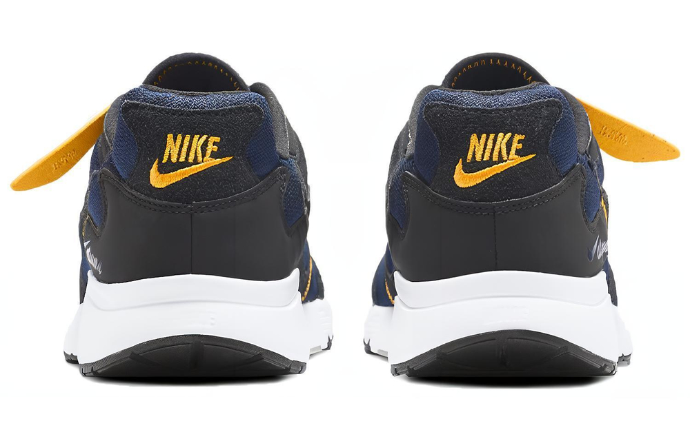 Кроссовки Nike Atsuma