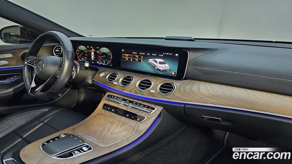 Mercedes-Benz E-Class W213 E250 Exclusive (03.2021)