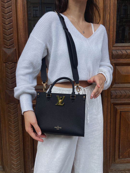 Louis Vuitton Lock & Go