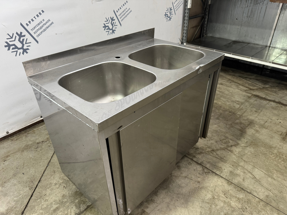 Мойка двухсекционная 1000х600х860 со шкафом купе из нержавеющей стали (основание профиль 4х4)