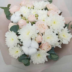 Букет из роз и хризантемы Кристина