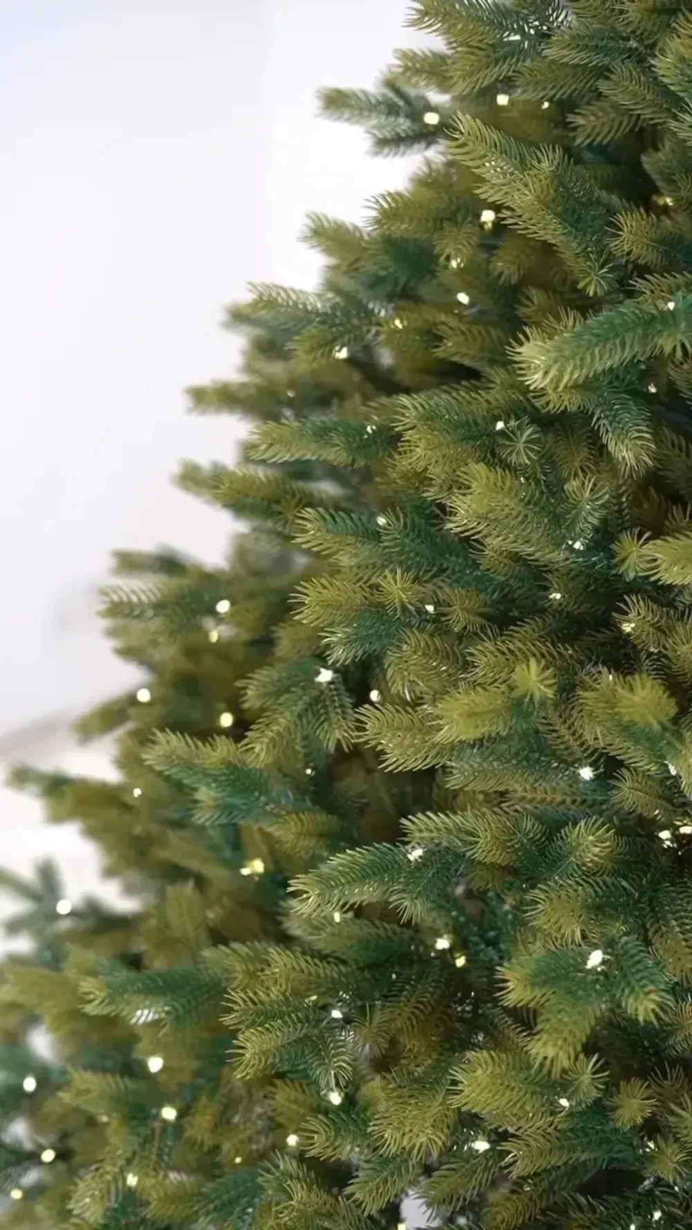 Елка с гирляндой «Эрмитажная» (Литая хвоя) 150 см / 1,5 м