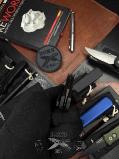 Складной нож Pro-Tech Malibu 5203 Reverse Tanto c клинком из стали CPM-20CV, рукоять алюминий