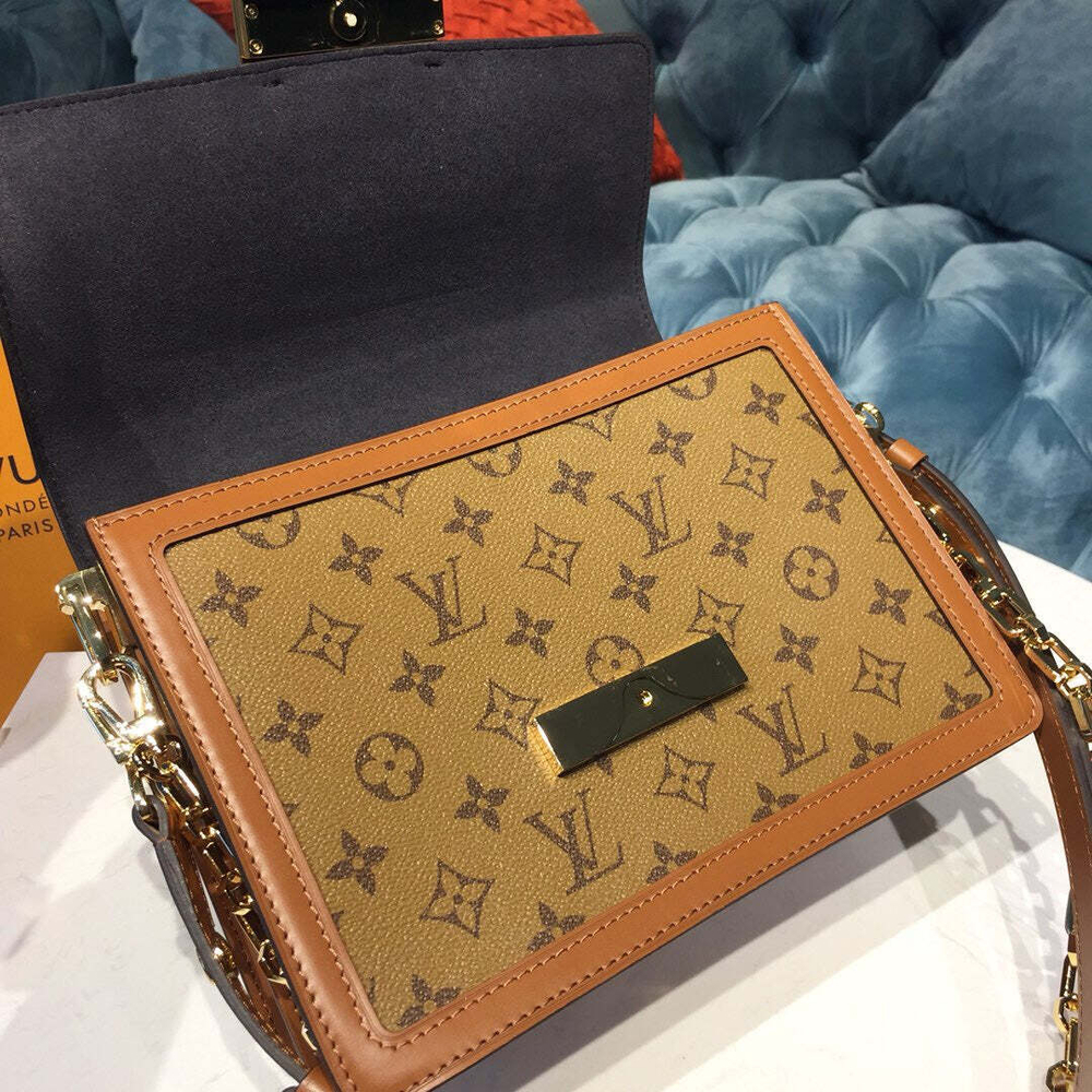 Louis Vuitton Dauphine MM