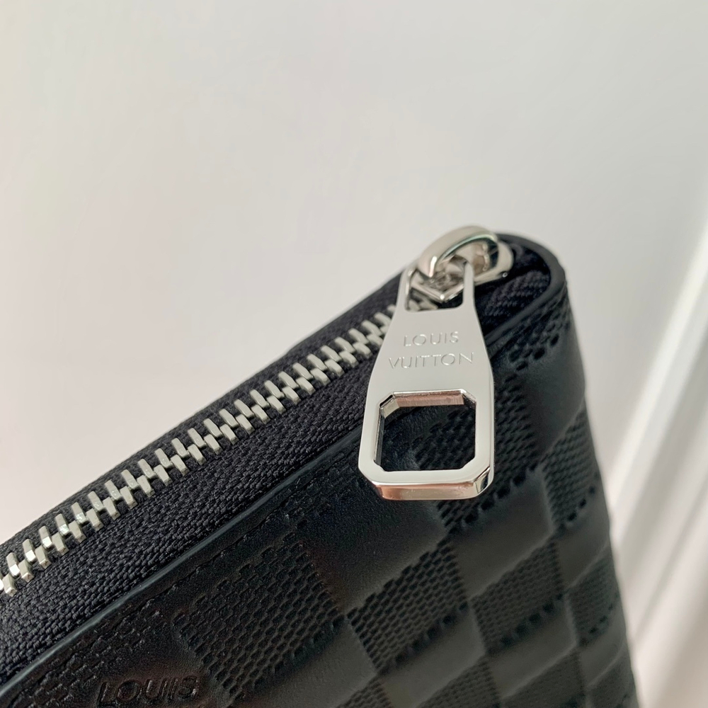 Louis Vuitton Zippy Wallet Horizontal
