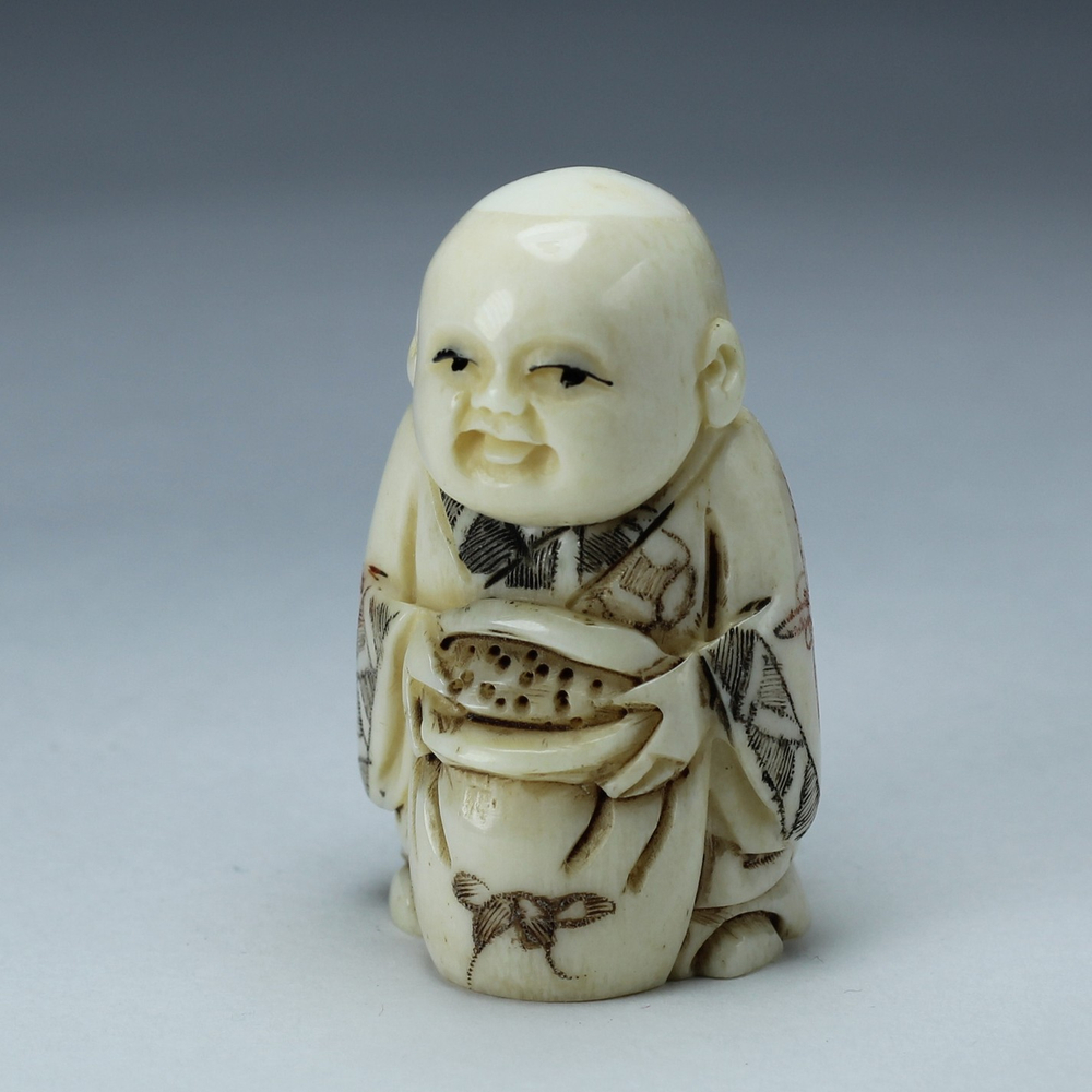 Нэцкэ Мальчик с мешком риса