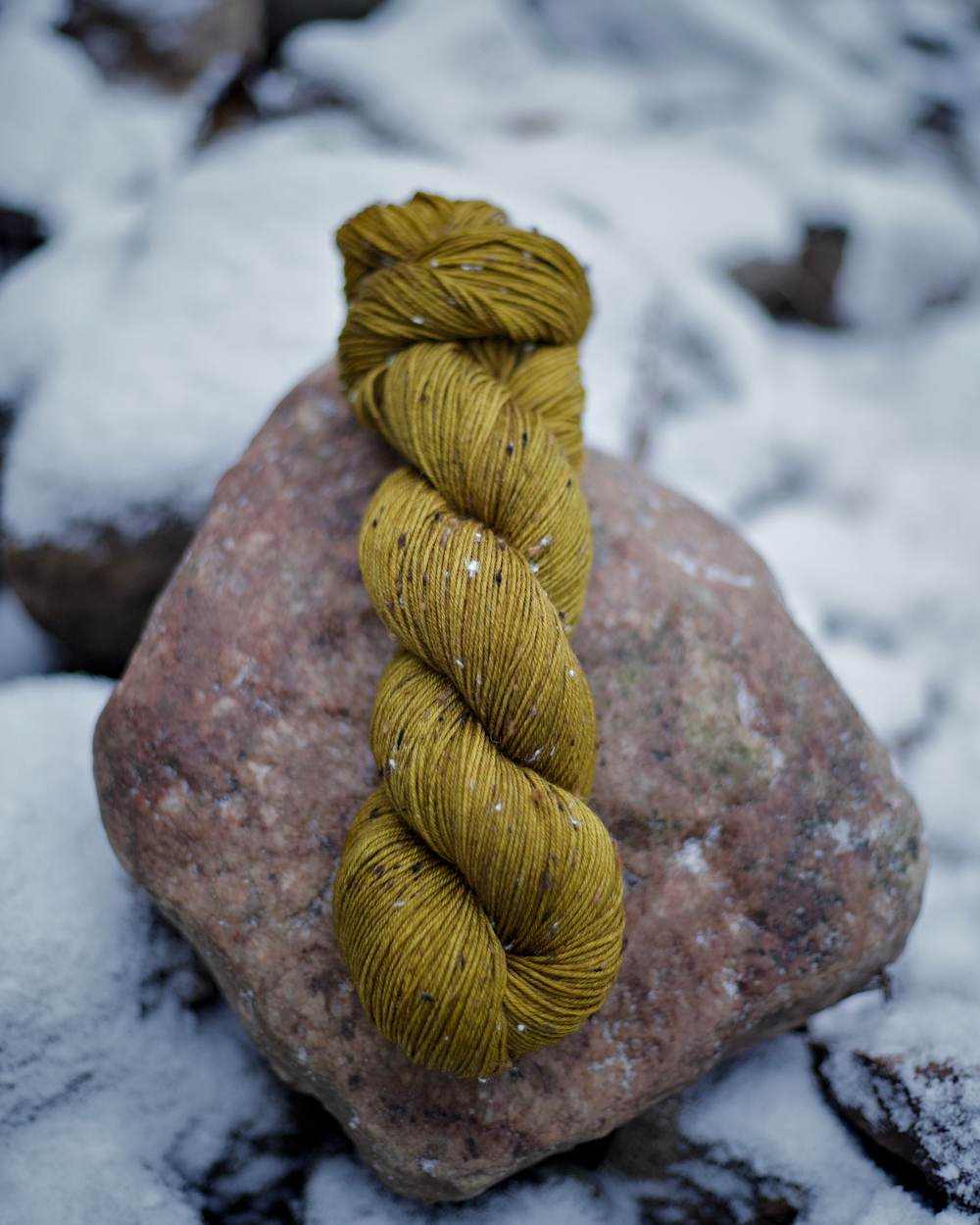 Предзаказ носочный твид "Горчица"