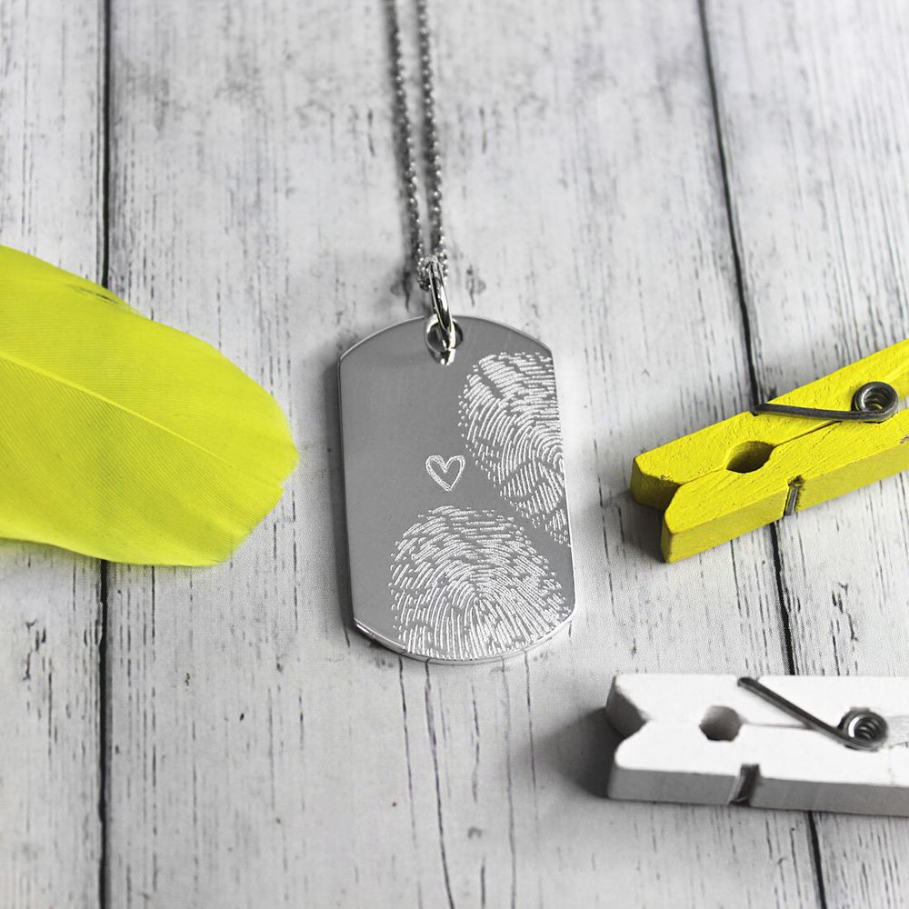 Серебряный жетон с гравировкой отпечатков пальцев на заказ