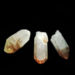 Кристалл "дикий" кварц с гематитом асс,