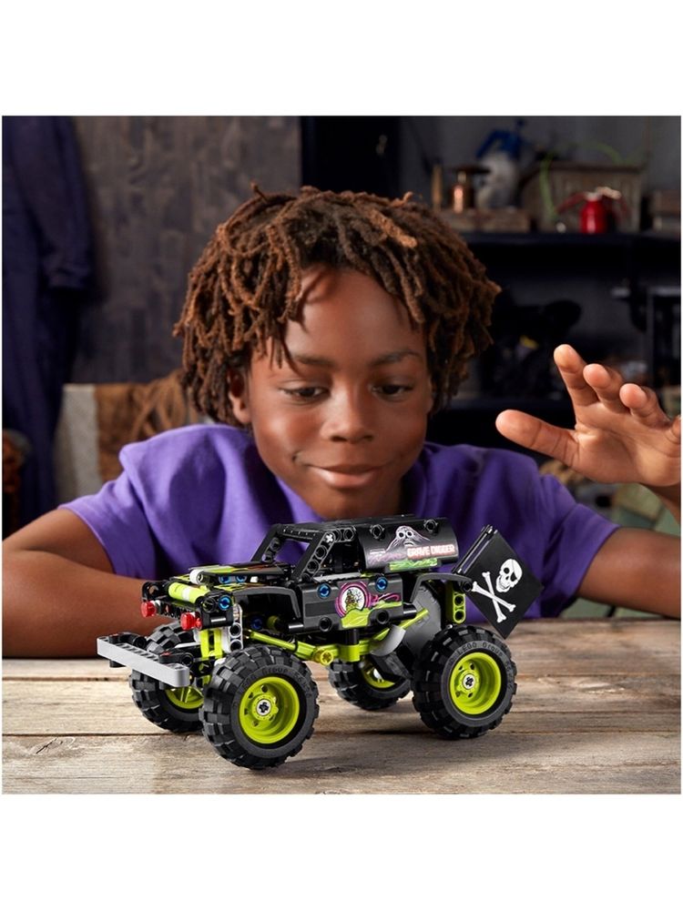 Конструктор LEGO Technic 42118 Monster Jam Grave Digger