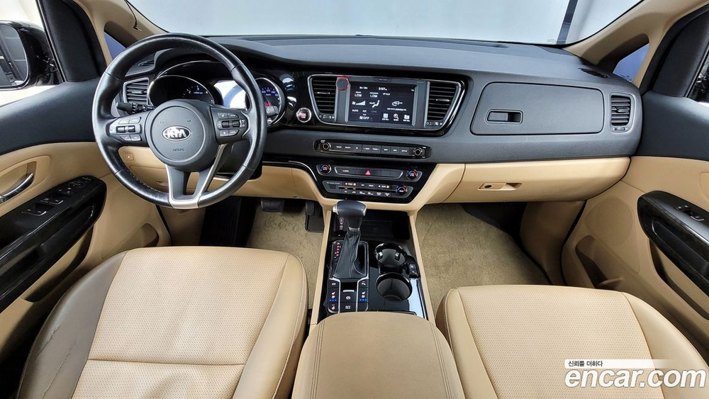Kia The New Carnival (Sedona) 9-и местный High Limousine (03.2020)
