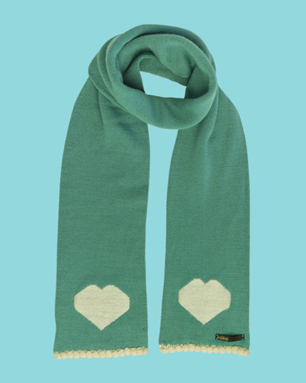 Изумрудный шарф с сердечками