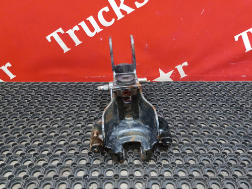 Кронштейн торсиона кабины левый 2023г.