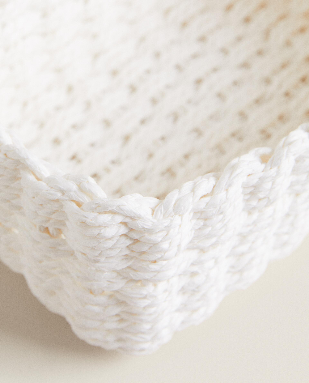Zara Home Корзина из плетёной бумаги, цвет белый, 21 см