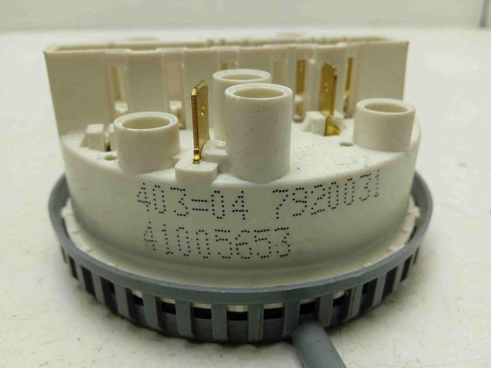 CSN62T кт182 Датчик уровня воды для стиральной машины Candy CSN62T б/у