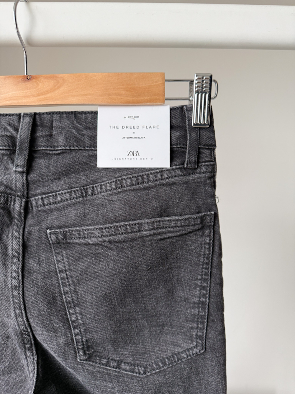 Новые джинсы Zara, S