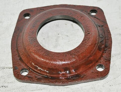 Крышка 50-2407028 рукава полуоси МТЗ-80/82 Ромны