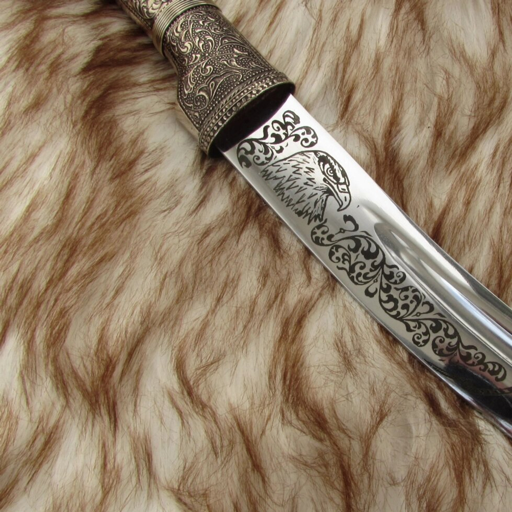 Ятаган сувенирный в коже