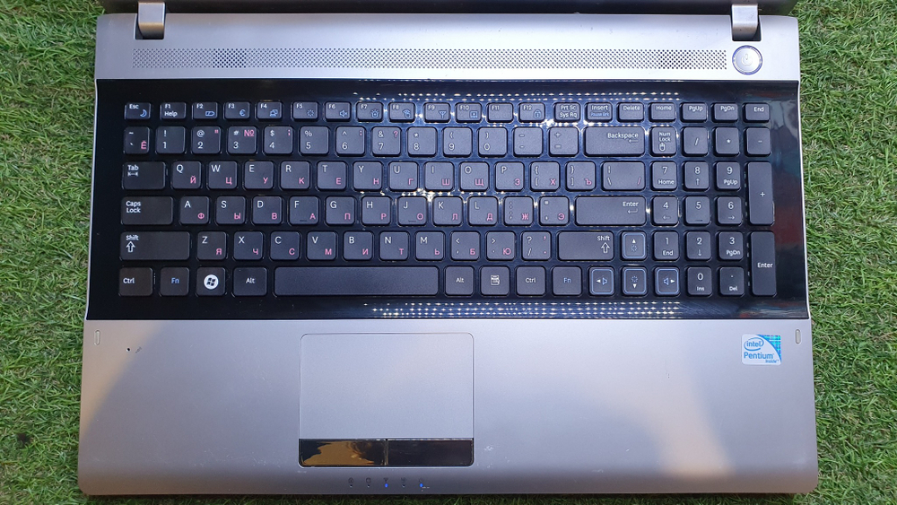 Ноутбук Samsung AMD/4Gb