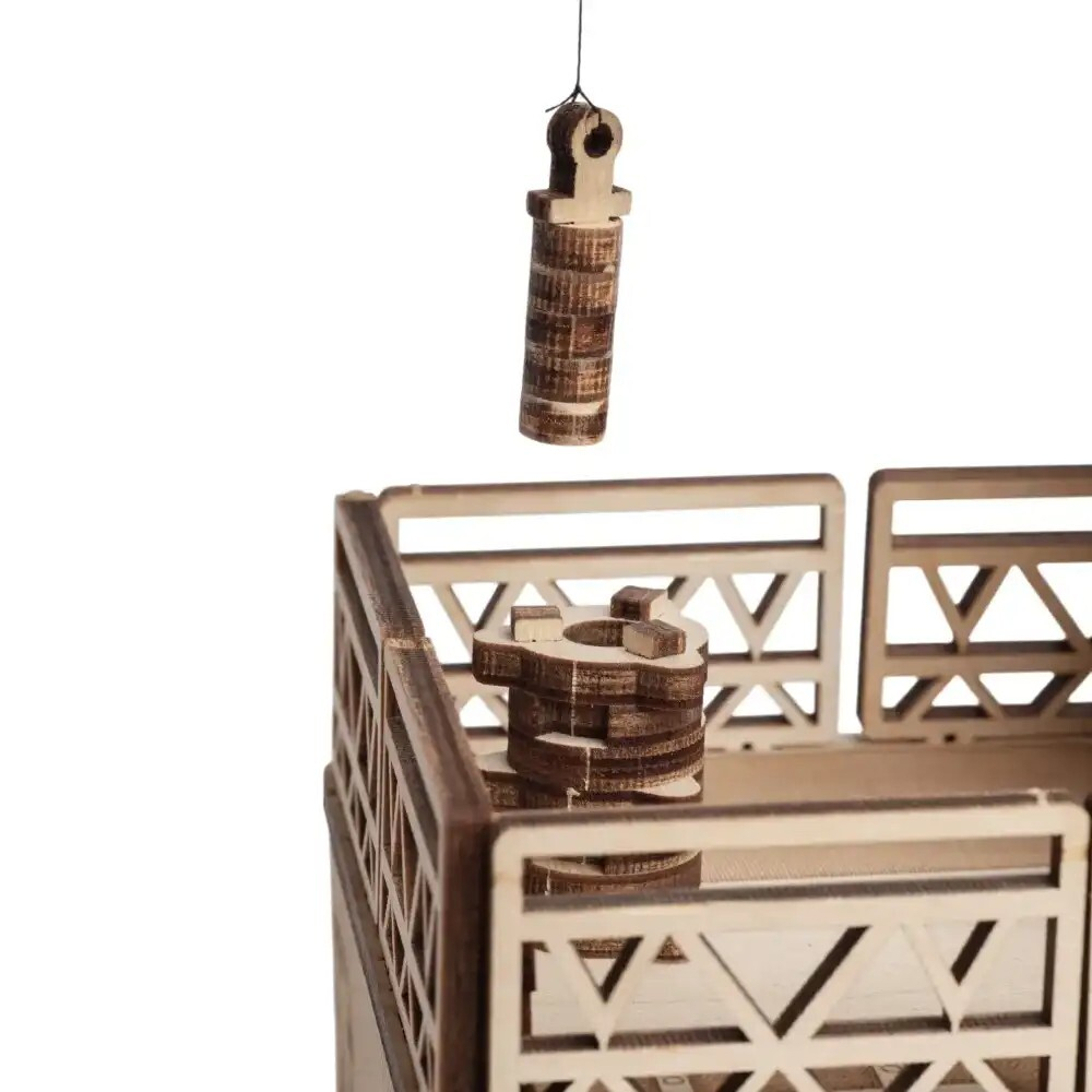 Деревянный конструктор Нефтяная вышка с секретом (DROVO)