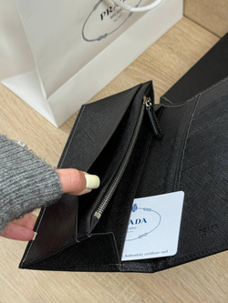 Кошелек Prada